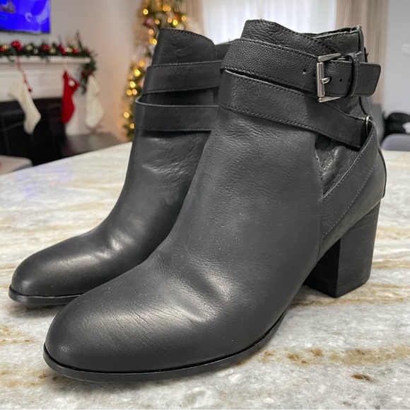 Eileen Fisher Ankle Booties Z Strap Buckle Block High Heel Back Zipper Size 10 - Picture 1 of 14